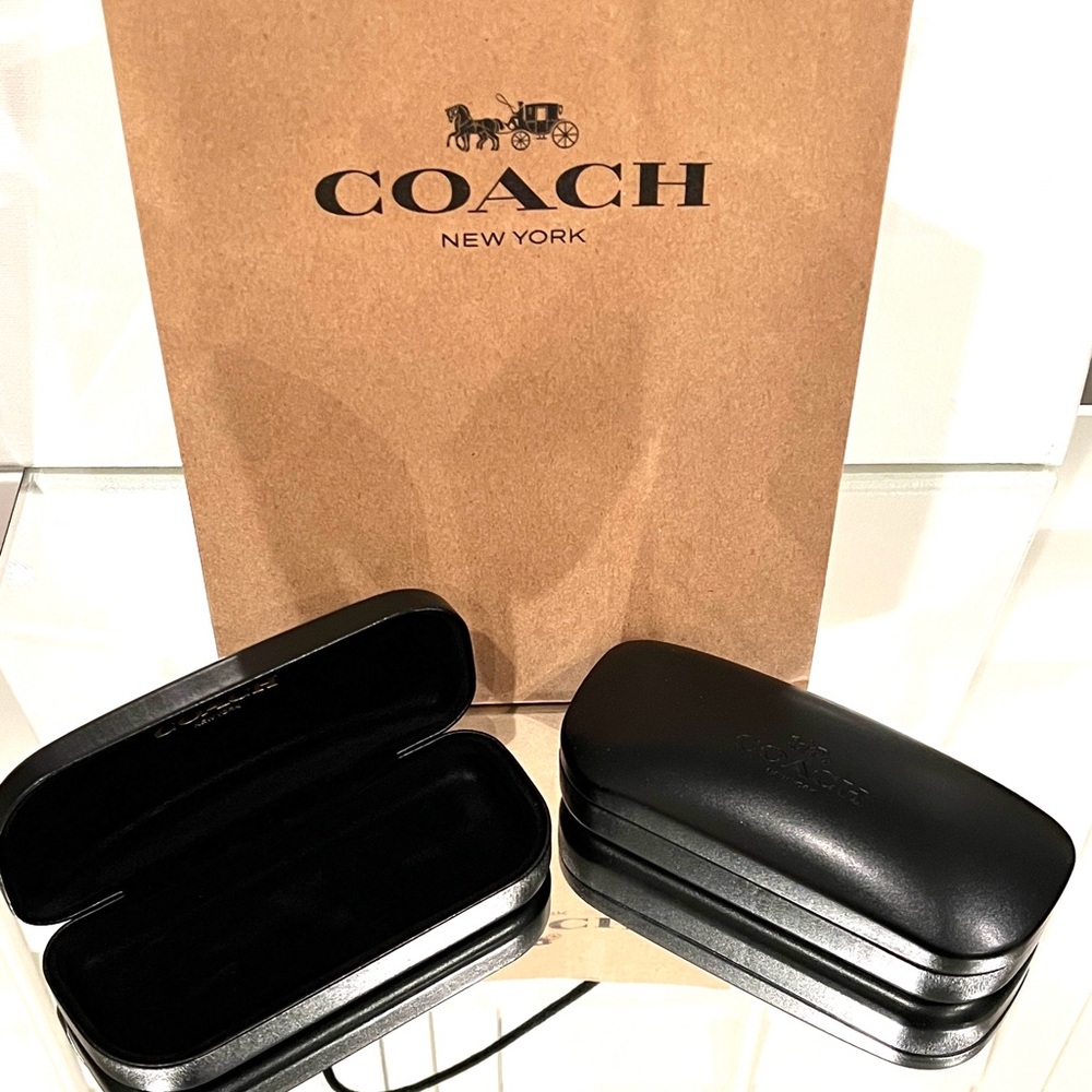 New Coach 🔥Hot pick! 🔥
Bundle of 2 Eyeglasses hard Cases + Coach paper bag